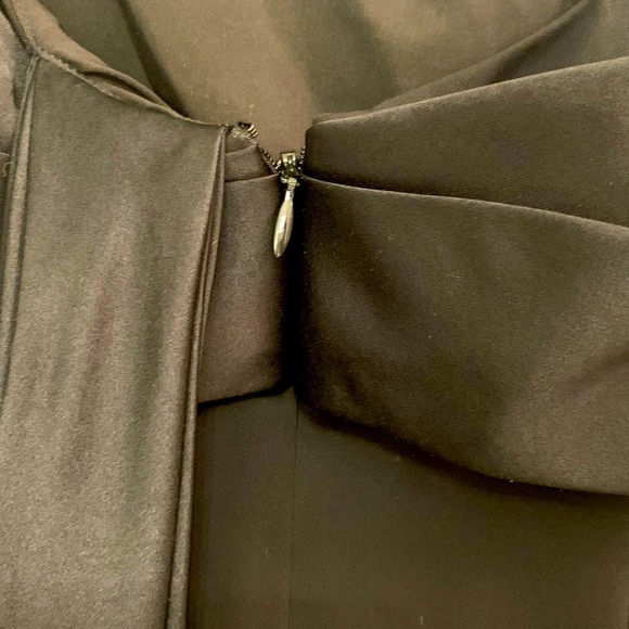 Badgley Mischka trumpet gown - Picture 10 of 11